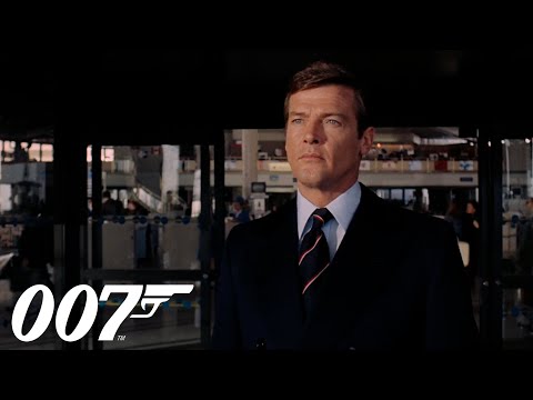 LIVE AND LET DIE | 007 Arrives in New York