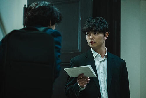 『爆弾』考察とネタバレ！あらすじ・評価・感想・解説・レビュー | シネフィリー